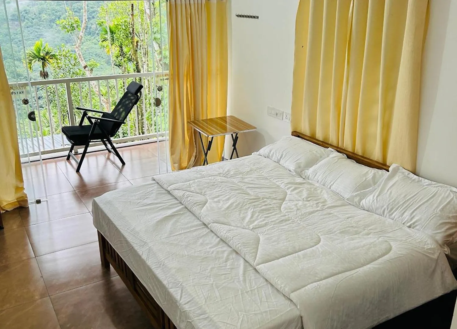 Manapurath Homestay Mamalakandam