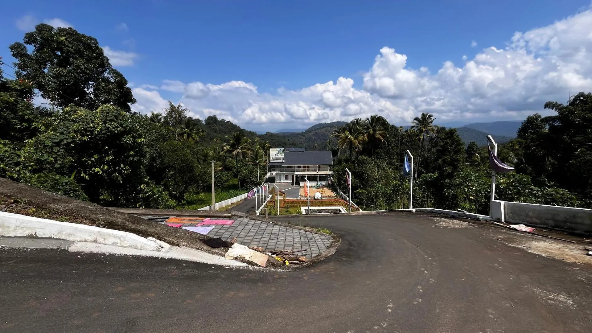 Manapurath Homestay Mamalakandam Lodge